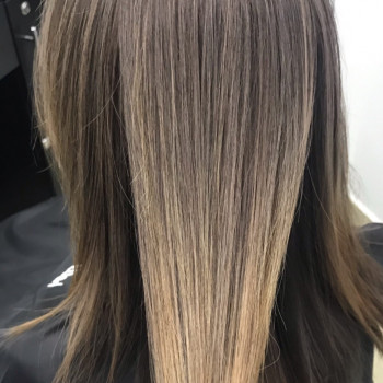 Сложное окрашивание
                    Перукар Светлана Харків