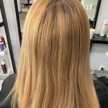 До : блонд з відрослим корінням