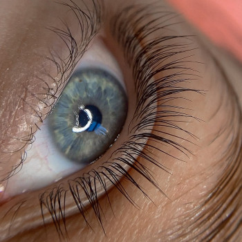 Ламинирование ресниц! В подарок - окрашивание + ботокс ресниц!
                    Бровіст Ольга Маріуполь