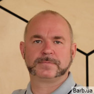 Кінезітерапевт Дмитро Нестеренко на Barb.ua