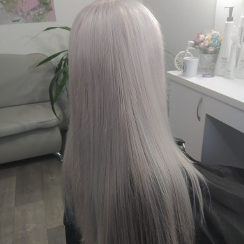 Окрашивание волос
                    Перукар Елена Харків