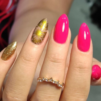 Наращивание ногтей Александрия
                    Салон красоты LASH&BEAUTY STUDIO Александрия