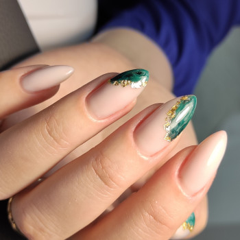 Наращивание ногтей Александрия
                    Салон красоты LASH&BEAUTY STUDIO Александрия