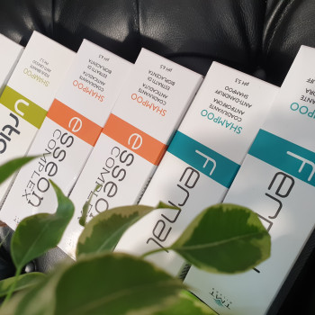 Диагностика трихоскопом
                    Тритментолог Юлия Полтава