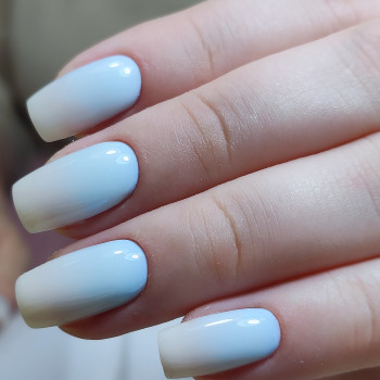 Гелевая коррекция ногтей. Маникюр. Градиент
  