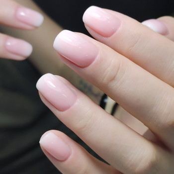 Комбинированный маникюр. Градиент
 