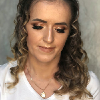 Вечірній макіяж
                    Візажист Мар'яна Яворовська Львів