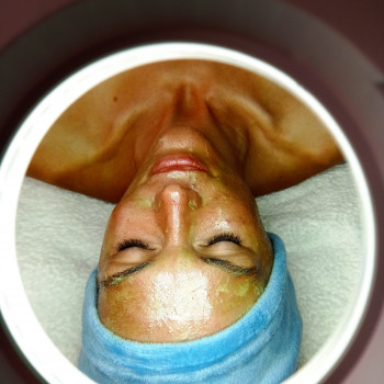 Ультразвукова чистка обличчя
                    Масажний салон Terra SPA Вишневе