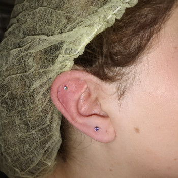 Прокол ушей (есть 4 разные системы) Inverness, XXL, Studex 75, Caflon
                    Косметолог-ін'єкціоніст Наталия Одеса