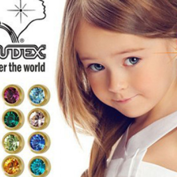 Прокол мочек ушей
                    Майстер з пірсингу Александра Київ