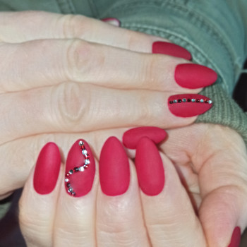 Матовый маникюр