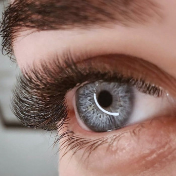 Нарощення вій
                    Салон краси MM Studio Тернопіль