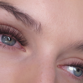 Нарощення вій
                    Салон краси MM Studio Тернопіль