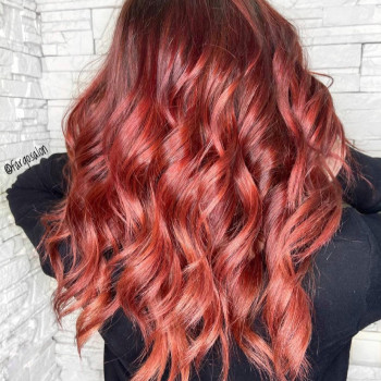 Укладка волосся омбре червоний колір, фото - Салон краси Fargo