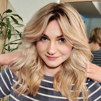 Выход в технику Air Touch из Тотал Блонда
Время работы 7часо, фото - Парикмахер Екатерина Руденко