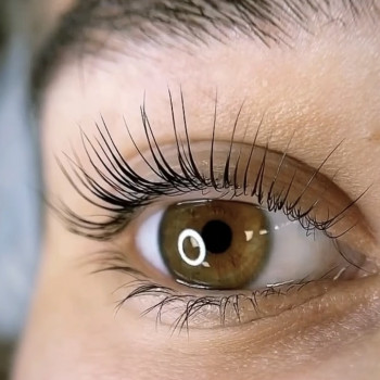 Наращивание ресниц
                    Лешмейкер Юлия Киев