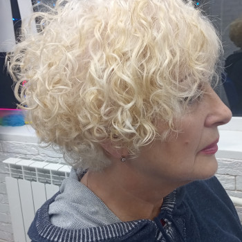 Повторная завивка на отросшие корни., фото - парикмахер Ирина Ситник