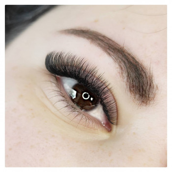 Наращивание ресниц
                    Лешмейкер Марина Миколаїв