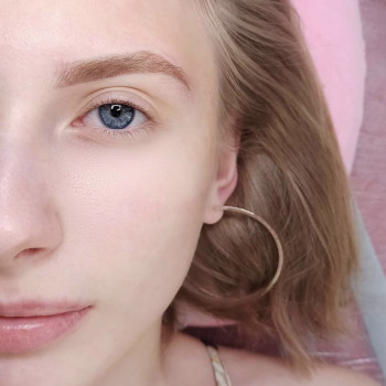 Моделювання та фарбування брів
                    Мастер перманентного макияжа Александра Кривой Рог