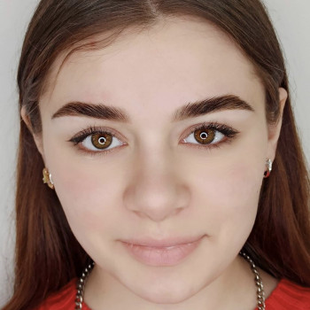 Моделювання та фарбування брів
                    Мастер перманентного макияжа Александра Кривой Рог