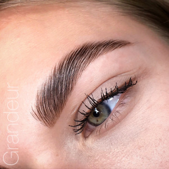 Долговременная укладка (ламинирование) бровей