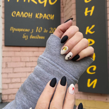 Манікюр мигдаль матовий, фото - Салон краси Fargo