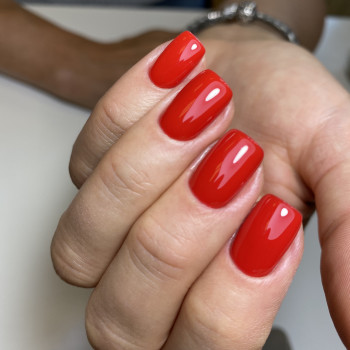 Комбинированный, классический маникюр
                    Мастер маникюра Анастасия Киев