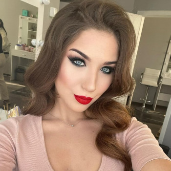 Яскравий образ на фотосессію