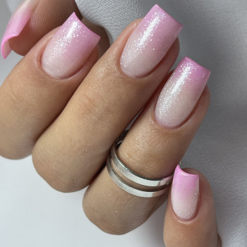 Нарощування нігтів.
Курс 4 дні, фото - навчальний центр Aniuta Diamond TRAINING CENTER