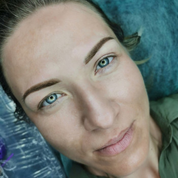 Перманентный макияж бровей
                    Студия татуажа Viva Forever Кривой Рог