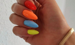 Наращивание ногтей Майстер манікюру Алена Київ