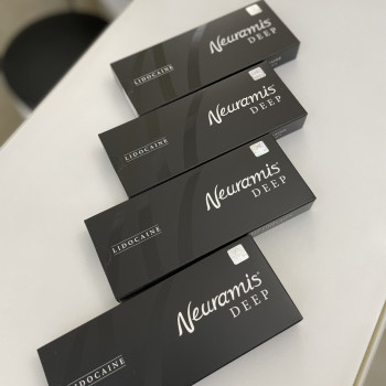 Контурная пластика губ препаратом NEURAMIS DEEP
                    Салон краси NC Cosmetology Київ
