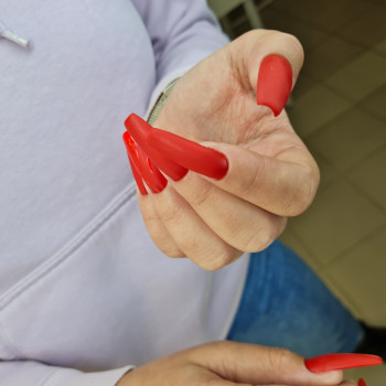 Длинные ногти за два часа - это реально.