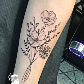 Тату цветы ромашка, фото -  Black Soul Studio
