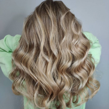 Складне фарбування русявий колір волосся світле, фото - Салон краси Hairmama Studio