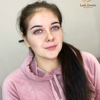 Коррекция и окрашивание бровей