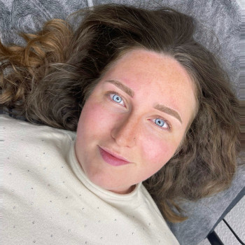 Пудровые брови