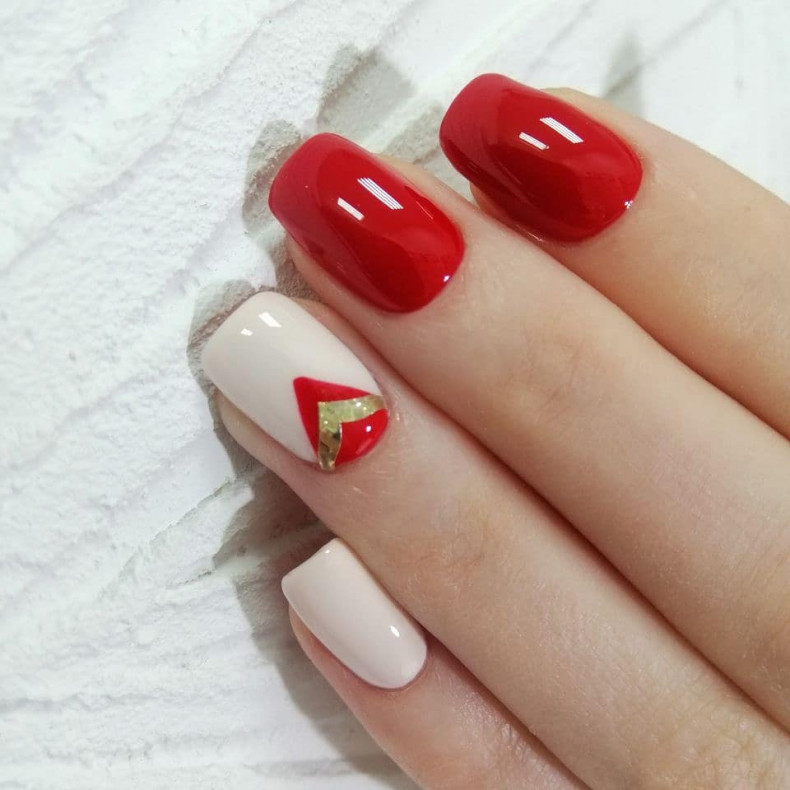 Комбинации красного, белого и золота, фото - Мастер маникюра Татьяна Амбалова