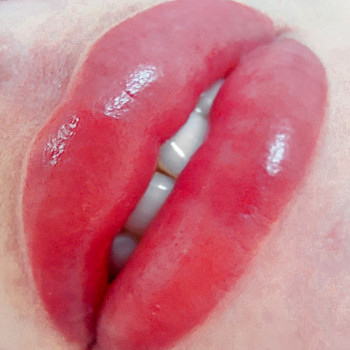 Эффект помады