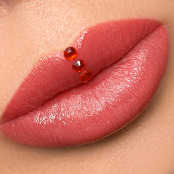 Перманент губ
                    Бровист Катерина Харьков