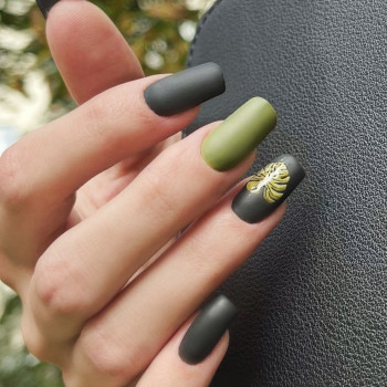 Нарощування нігтів
                    Мастер маникюра Любов Винница