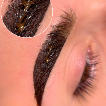 Перманентный макияж бровей
                    Майстер перманентного макіяжу Кристина Київ