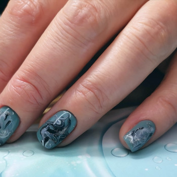 Маникюр, педикюр
                    Мастер маникюра Марина Киев