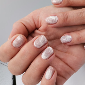 Маникюр, педикюр
                    Мастер маникюра Марина Киев