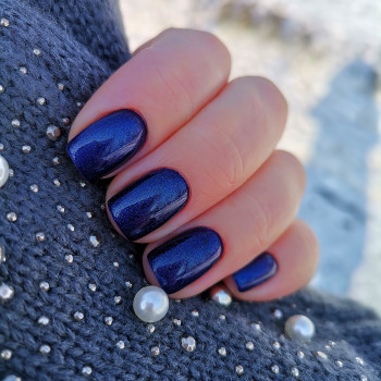 Маникюр на короткие ногти новогодний с блестками, фото - Мастер маникюра Марина Белокурская