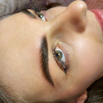 Перманентний макіяж брів
                    Мастер перманентного макияжа Василиса Житомир