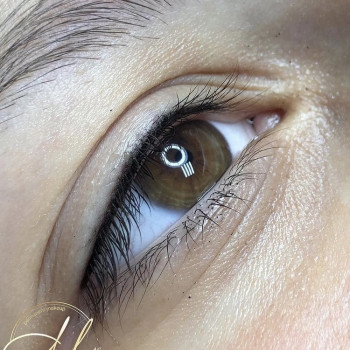 Заполнение межресничного пространства.
Фото сразу после про