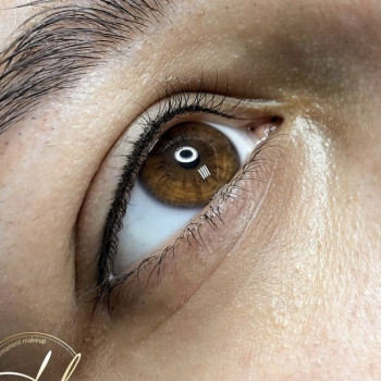 Заполнение межресничного пространства.
Фото сразу после про