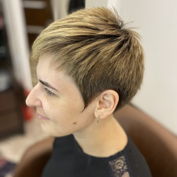 Стрижки любой сложности
                    Парикмахер-колорист Натали Днепр