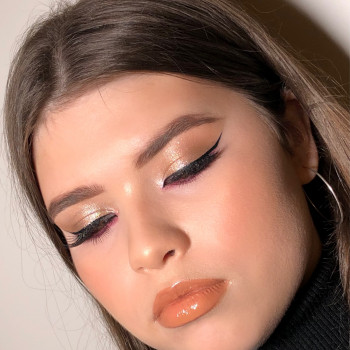 Макіяж
                    Визажист Сніжана Львов